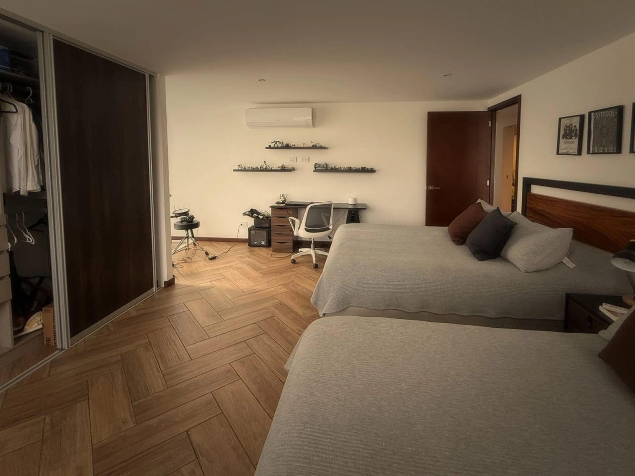Apartamento grande Naori Zona 10 ALQUILER — Apartamento en Alquiler en Naori, Zona 10, Guatemala, Ciudad — foto 9 de 14