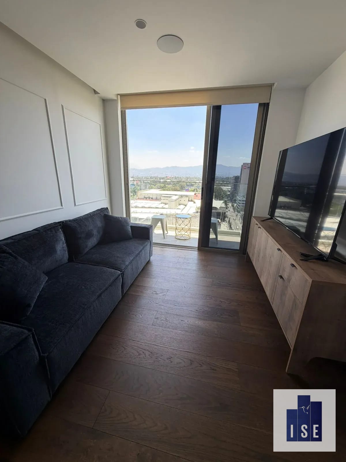 Apartamento en alquiler Edificio Atarah Z.10 — Apartamento en Alquiler en Atarah, Zona 10, Guatemala, Ciudad — foto 1 de 13