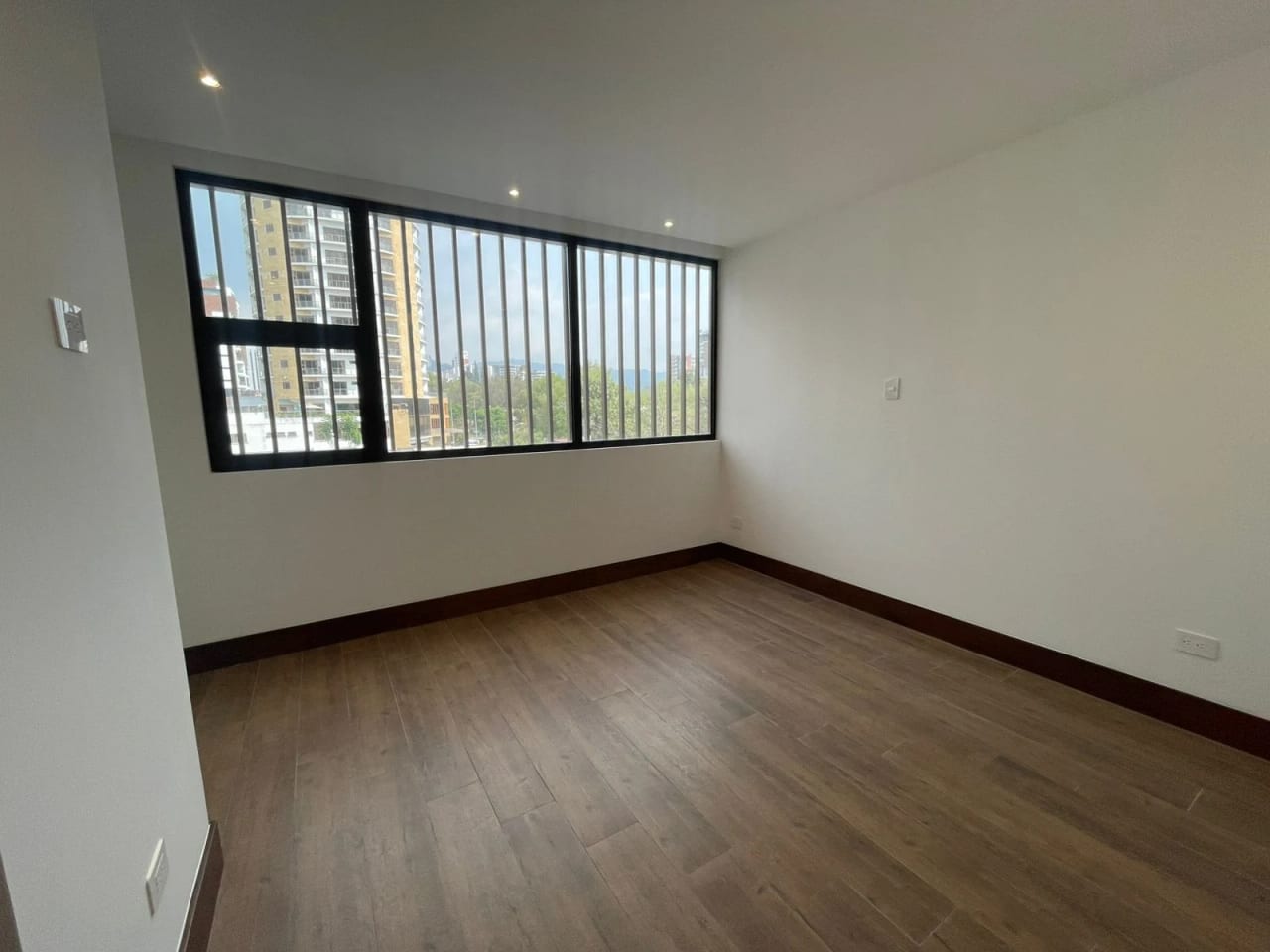 VENDO APARTAMENTO EN EDIFICIO GAURA ZONA 15 VISTA HERMOSA — Apartamento en Venta en Zona 15, Guatemala, Ciudad — foto 9 de 16