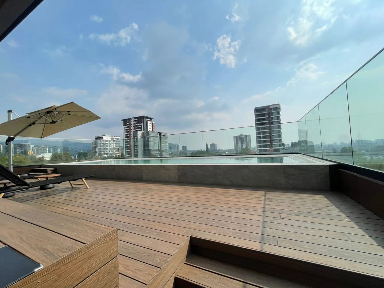 VENDO APARTAMENTO EN EDIFICIO GAURA ZONA 15 VISTA HERMOSA — Apartamento en Venta en Zona 15, Guatemala, Ciudad — foto 12 de 16