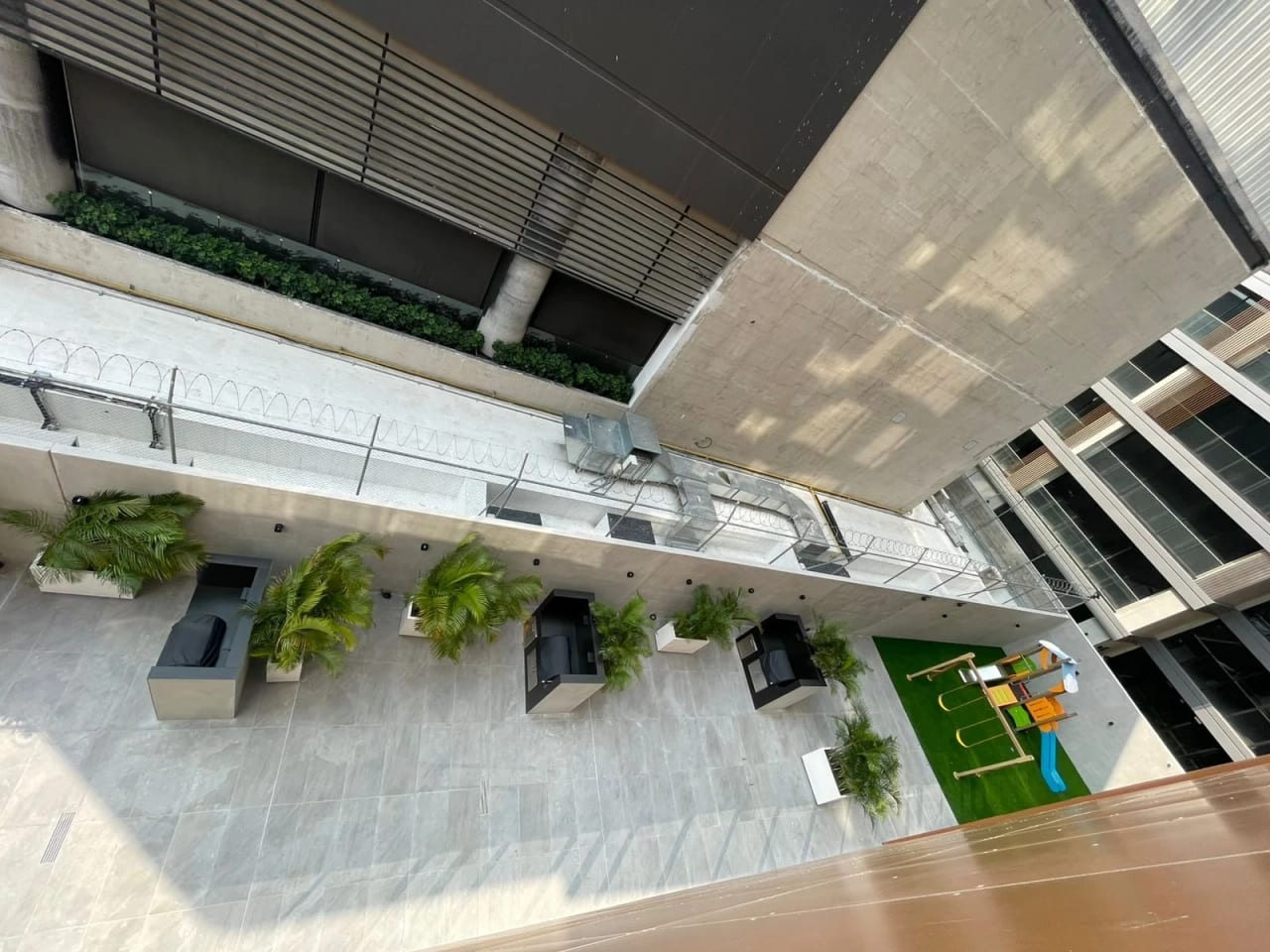 VENDO APARTAMENTO EN EDIFICIO GAURA ZONA 15 VISTA HERMOSA — Apartamento en Venta en Zona 15, Guatemala, Ciudad — foto 16 de 16