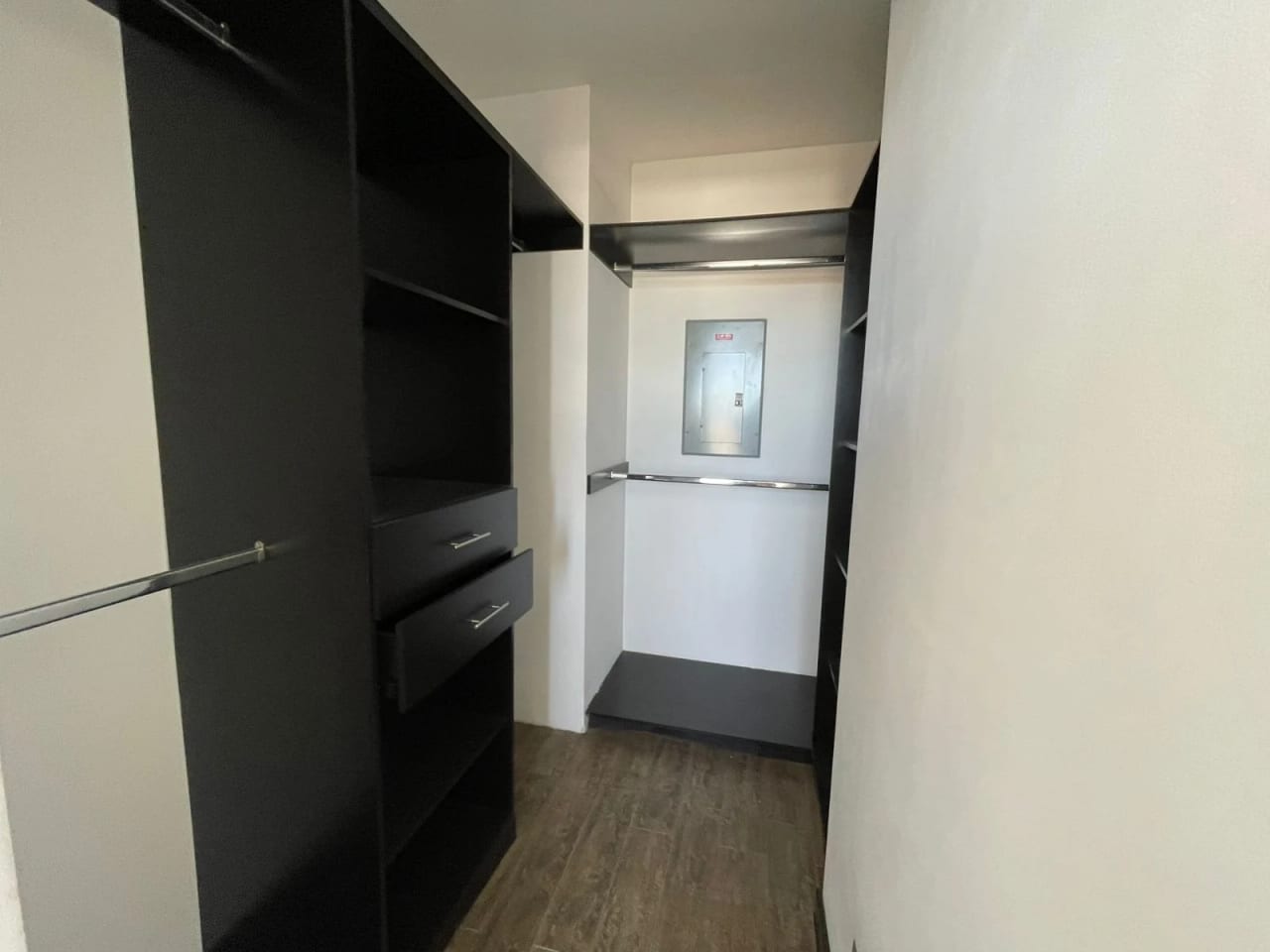 VENDO APARTAMENTO EN EDIFICIO DESTINY KM. 14.5 CAES — Apartamento en Venta en Carretera a El Salvador, Guatemala, Ciudad — foto 6 de 17