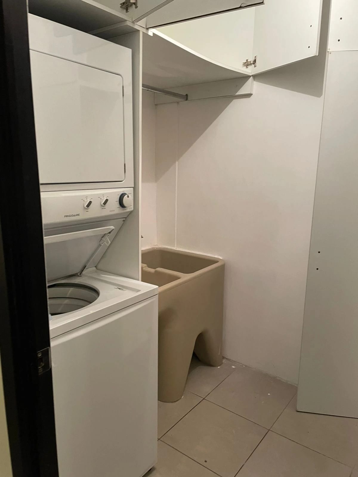 VENDO APARTAMENTO EN EDIFICIO DESTINY KM. 14.5 CAES — Apartamento en Venta en Carretera a El Salvador, Guatemala, Ciudad — foto 8 de 17