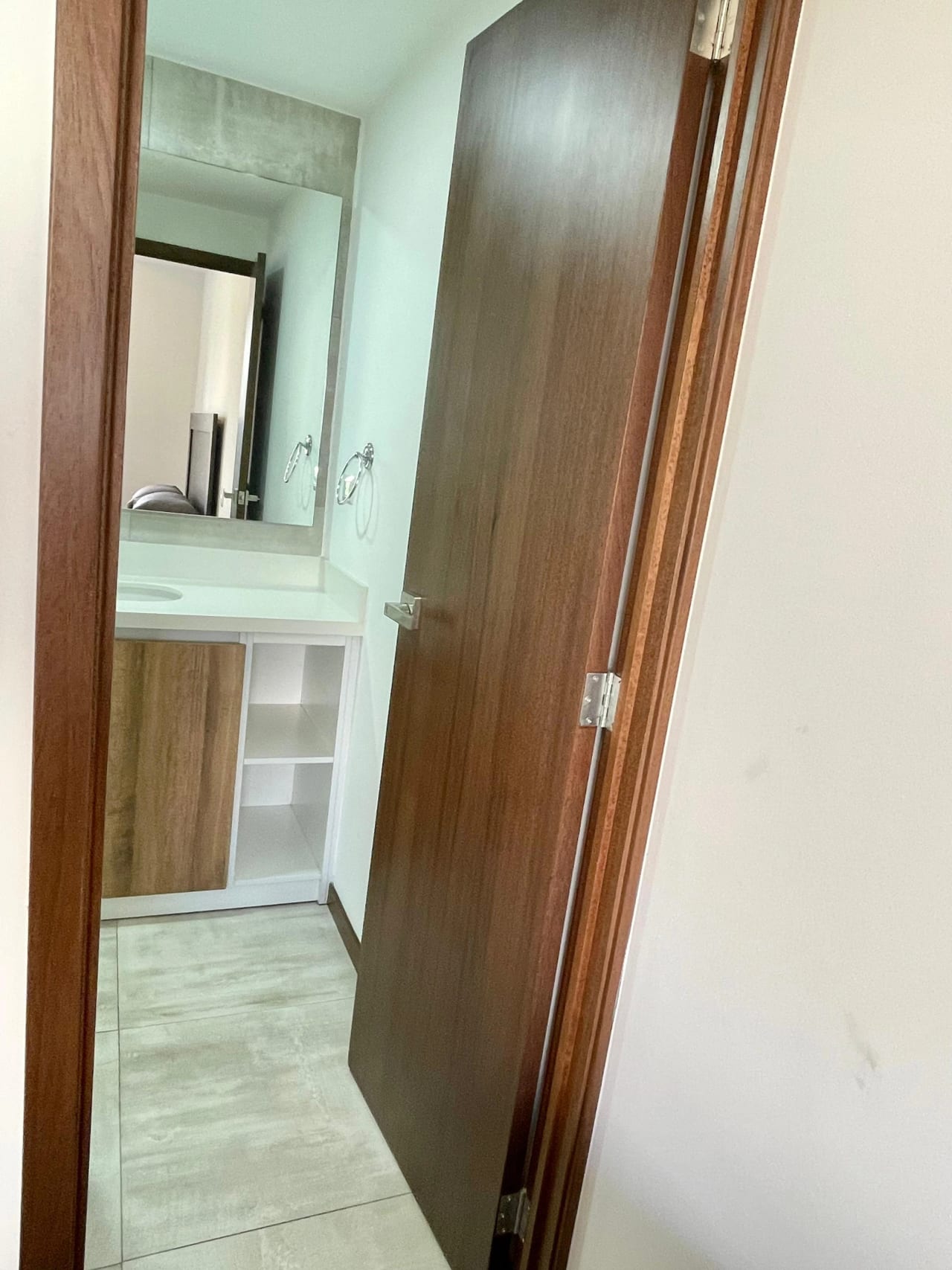 RENTO APARTAMENTO AMUEBLADO EN CASA CLARA ZONA 10 — Apartamento en Alquiler en Zona 10, Guatemala, Ciudad — foto 12 de 14