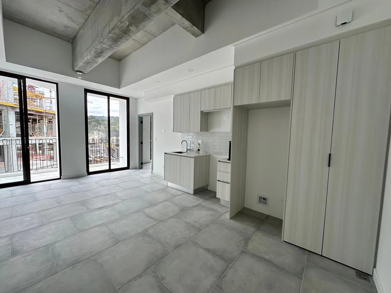VENDO APARTAMENTO EN ANTARES DE CAYALA ZONA 16 — Apartamento en Venta en Zona 16, Guatemala, Ciudad — foto 4 de 12