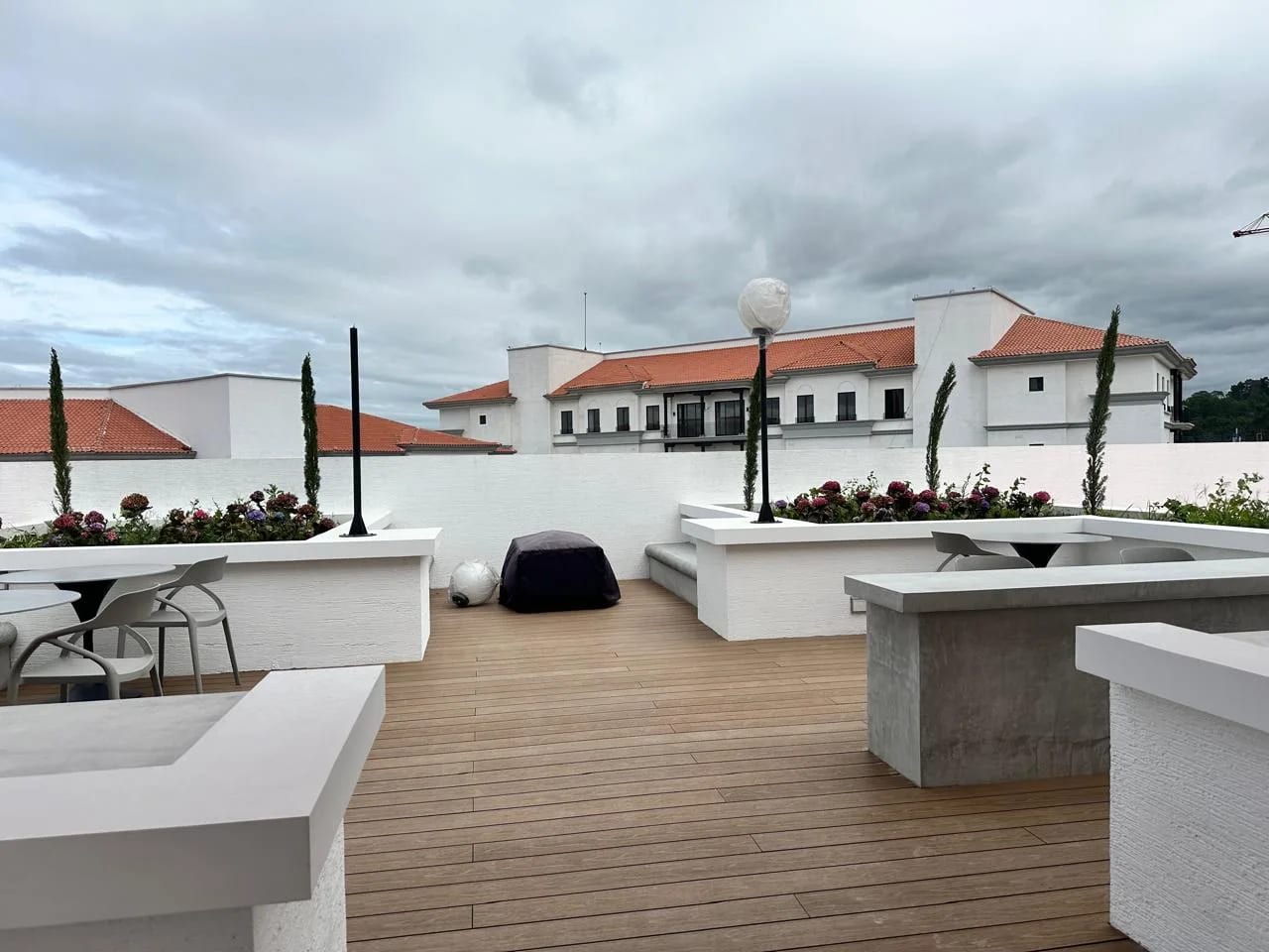 VENDO APARTAMENTO EN ANTARES DE CAYALA ZONA 16 — Apartamento en Venta en Zona 16, Guatemala, Ciudad — foto 9 de 12