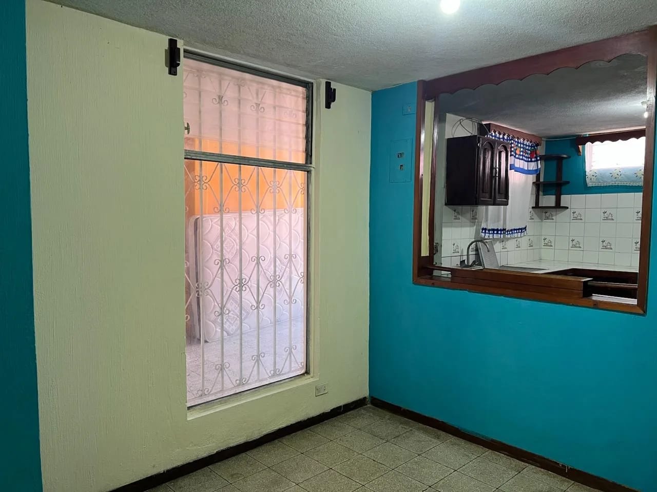 VENDO CASA EN COLONIA SAN JOSÉ EL PLACER VILLA NUEVA ZONA 2 — Apartamento en Venta en Villa Nueva, Guatemala, Ciudad — foto 1 de 17