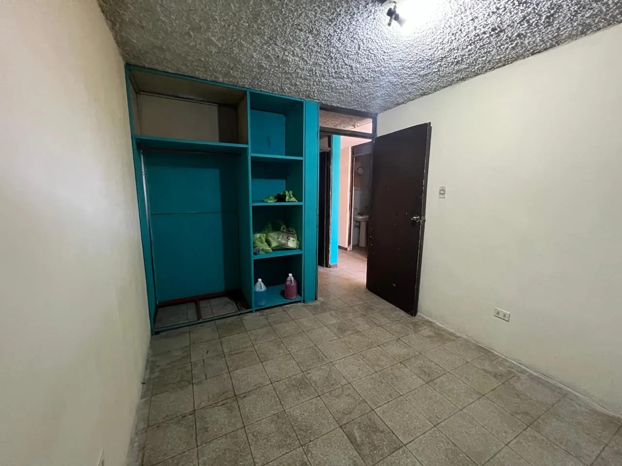VENDO CASA EN COLONIA SAN JOSÉ EL PLACER VILLA NUEVA ZONA 2 — Apartamento en Venta en Villa Nueva, Guatemala, Ciudad — foto 8 de 17