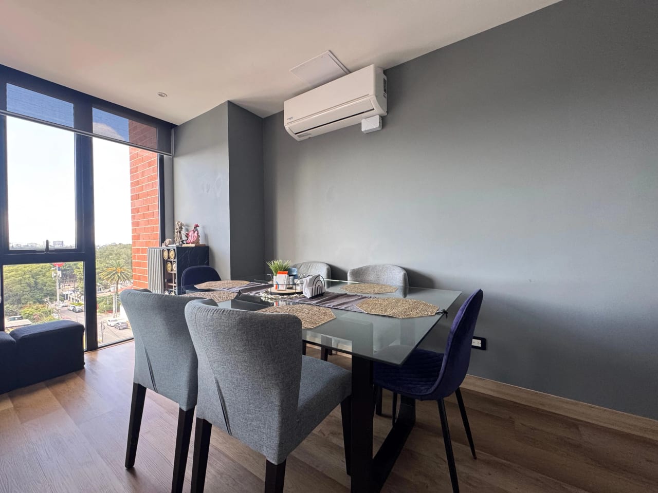 VENDO APARTAMENTO DE 3 HABITACIONES EN EDIFICIO TOMUS ZONA 15 — Apartamento en Venta en Zona 15, Guatemala, Ciudad — foto 5 de 17