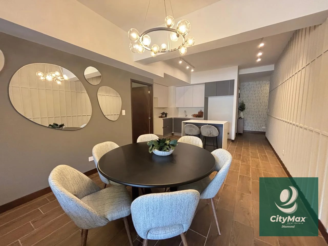 Apartamento en Venta en Zona 10 cercano a Diagonal 6 — Apartamento en Venta en Zona 10, Guatemala, Ciudad — foto 3 de 14