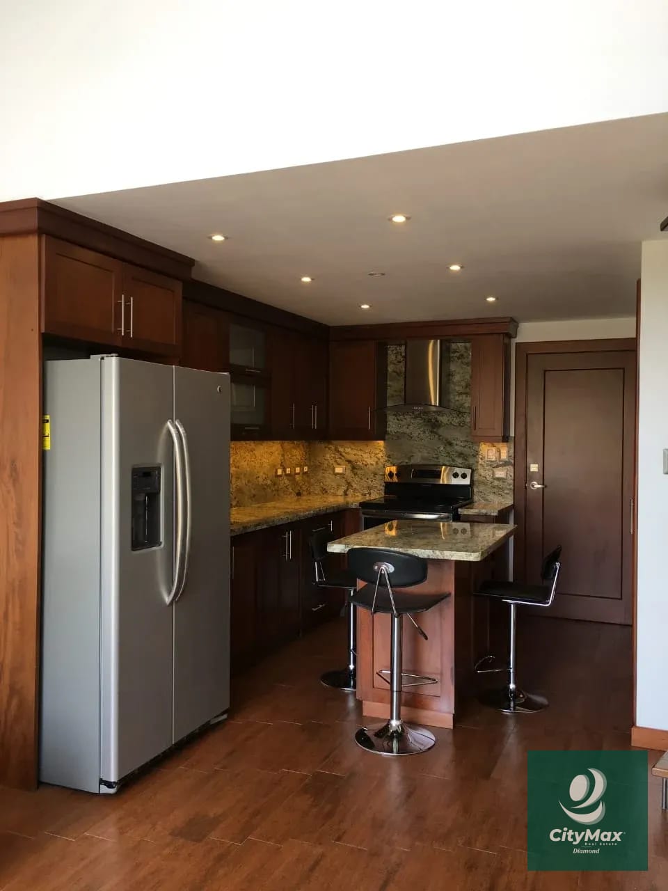 Apartamento en renta en zona 16 — Apartamento en Alquiler en La Montaña, Zona 16, Guatemala, Ciudad — foto 3 de 15