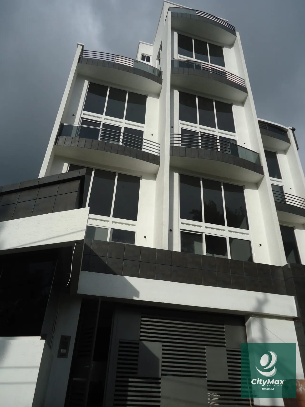 Apartamento en renta en zona 16 — Apartamento en Alquiler en La Montaña, Zona 16, Guatemala, Ciudad — foto 2 de 15
