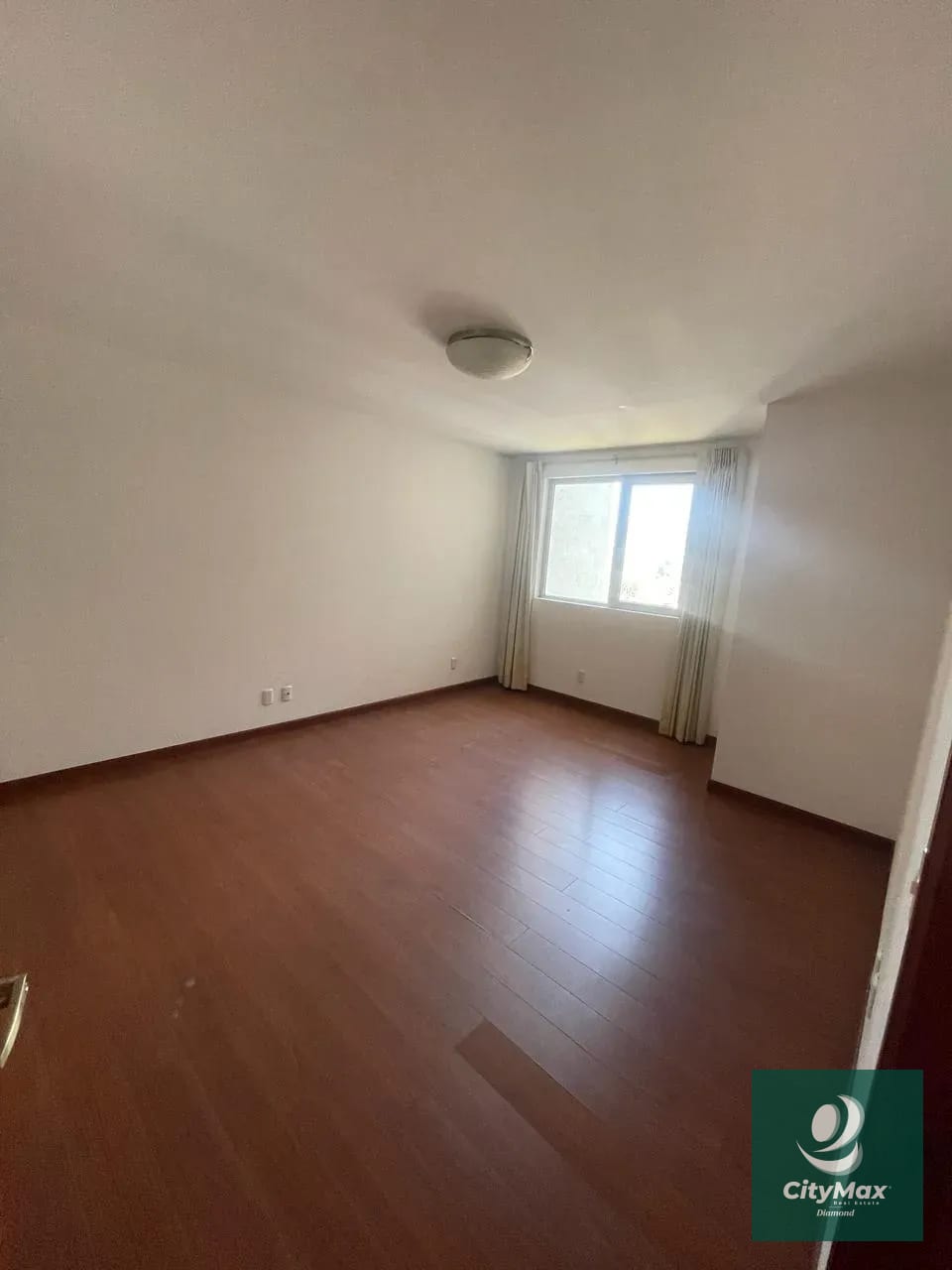 Apartamento AMPLIO en renta en zona 15 — Apartamento en Venta en Botticelli II, Zona 15, Guatemala, Ciudad — foto 5 de 17