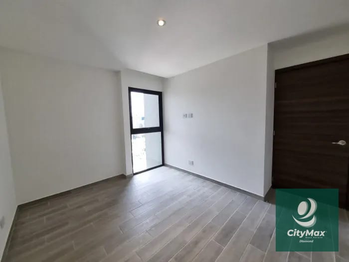 Alquiler Apartamento Parque 10 Zona 10 — Apartamento en Alquiler en Parque 10, Zona 10, Guatemala, Ciudad — foto 11 de 17