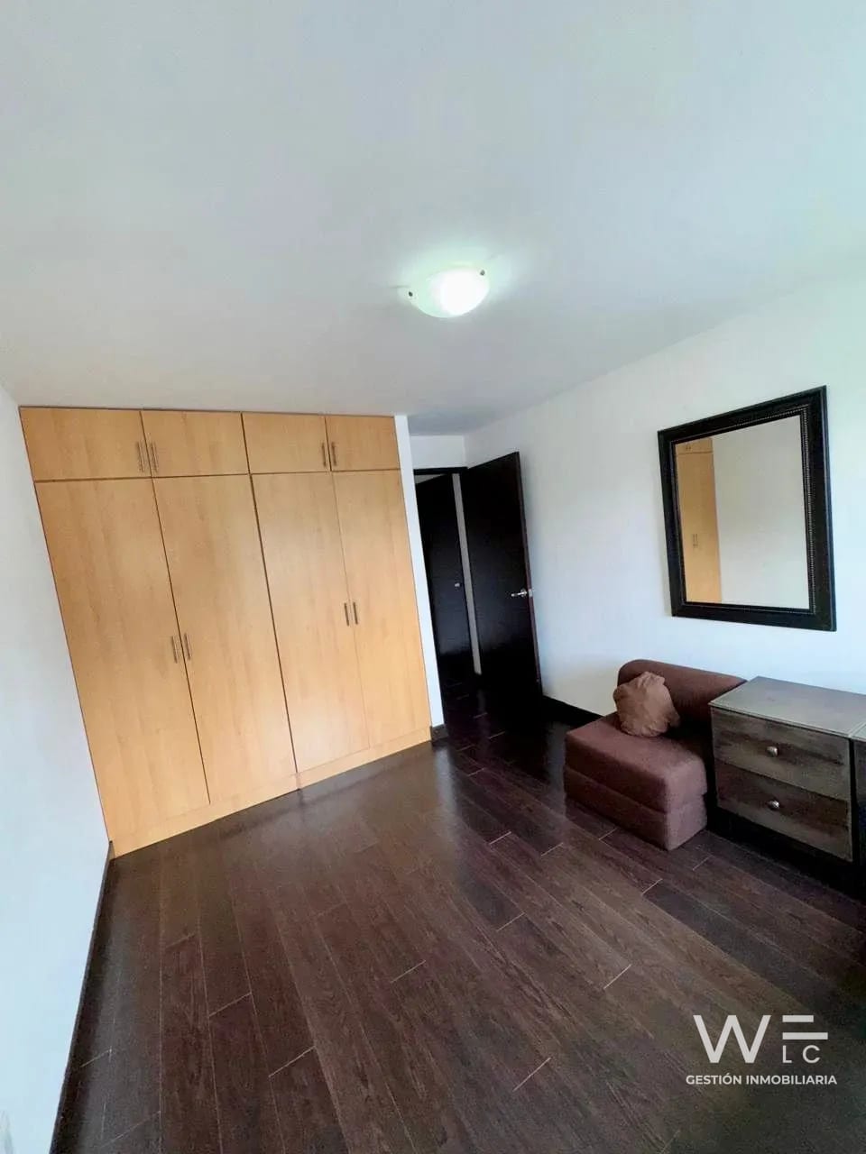 Vendo Apartamento Zona 14 — Apartamento en Venta en Zona 14, Guatemala, Ciudad — foto 5 de 9