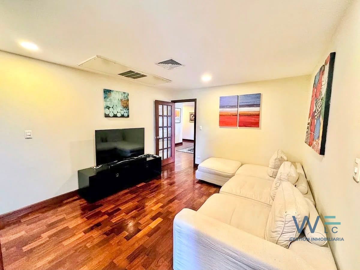 Vendo Apartamento Amueblado y Equipado Zona 10 — Apartamento en Venta en Santa María, Zona 10, Guatemala, Ciudad — foto 8 de 17