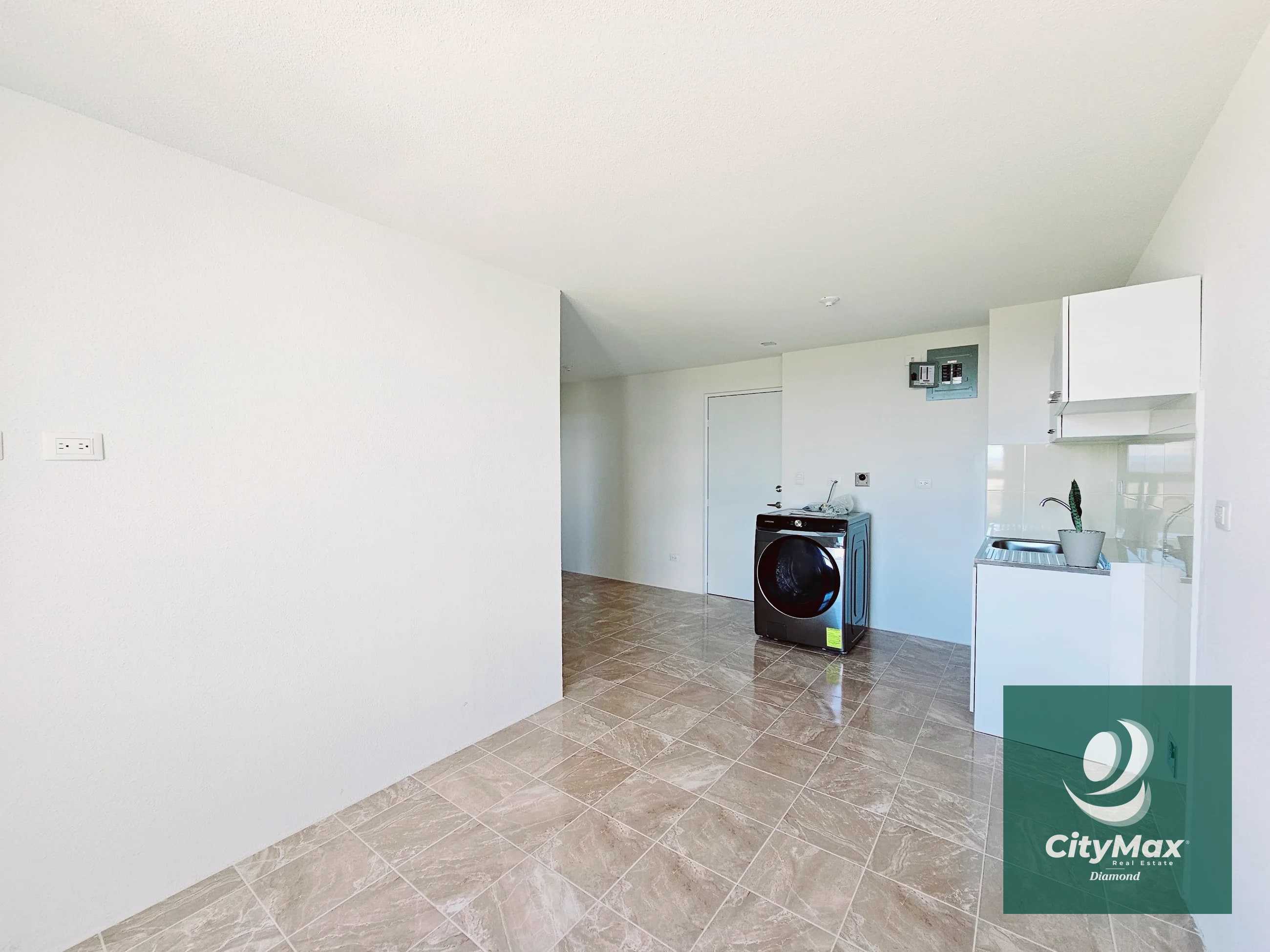 Apartamento en Renta en Edificio Próspera Zona 3 de Guatemala - 1