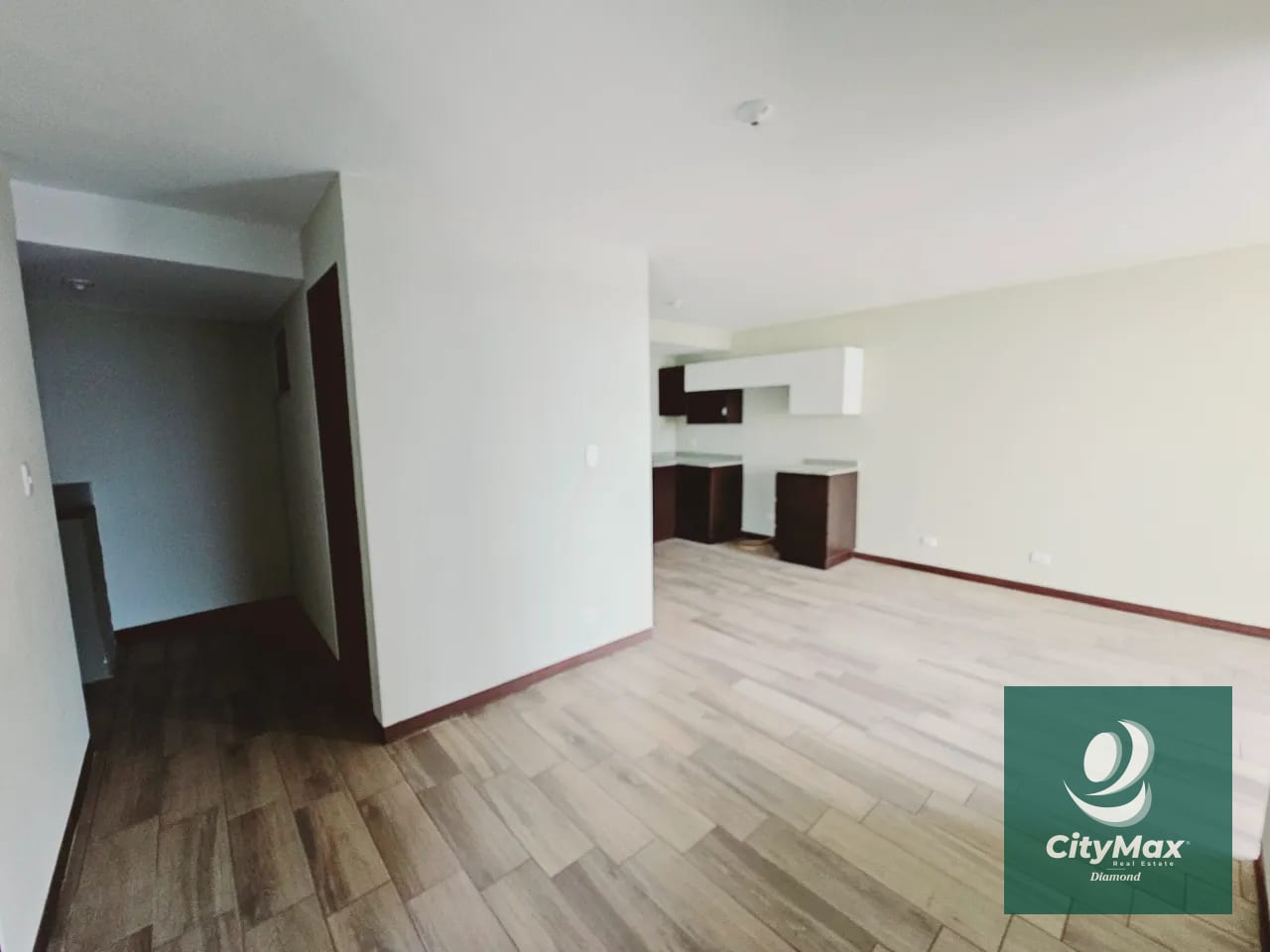 Apartamento en Venta y Renta en San Nicolás del Bosque Zona 4 de Mixco — Apartamento en Venta en Bosques de San Nicolás, Zona 4 Mixco, Guatemala, Ciudad — foto 15 de 17