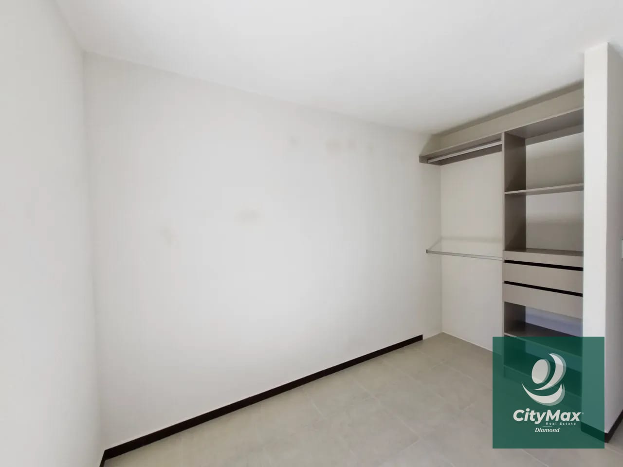 Apartamento en Venta en Parque San Ángel Zona 2 Guatemala — Apartamento en Venta en Zona 2, Guatemala, Ciudad — foto 13 de 14
