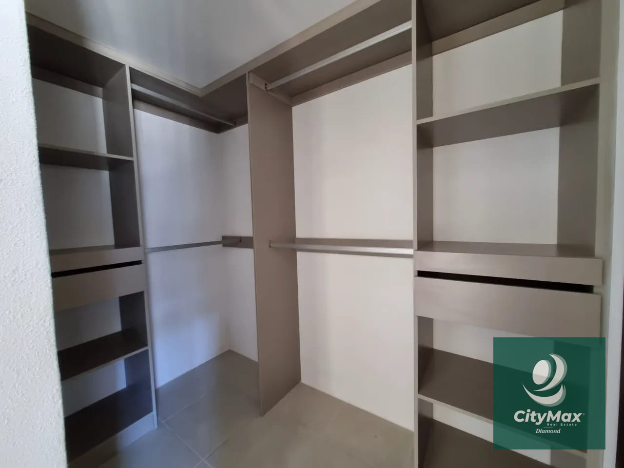 Apartamento en Venta en Parque San Ángel Zona 2 Guatemala — Apartamento en Venta en Zona 2, Guatemala, Ciudad — foto 5 de 14
