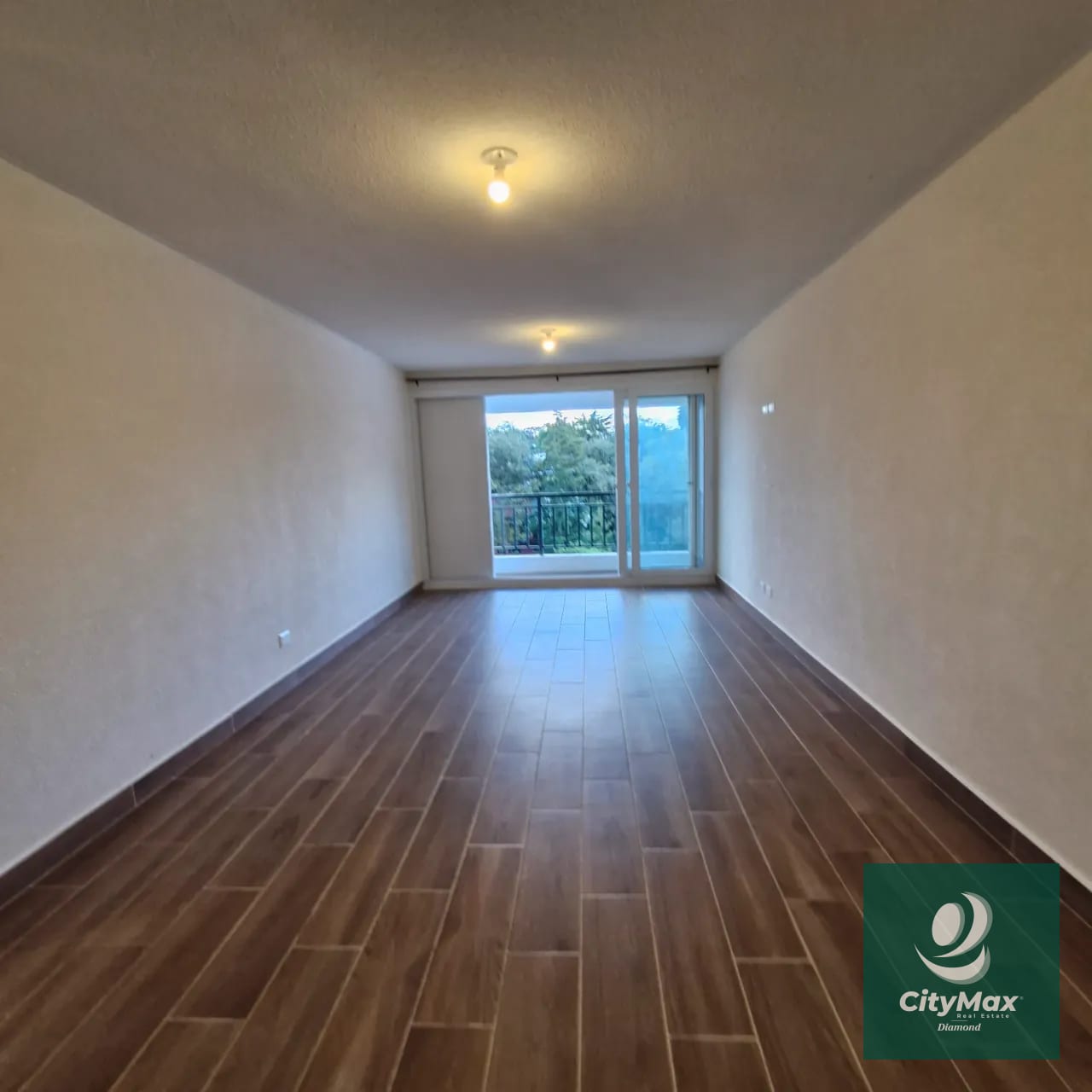 Apartamento en Venta en Senderos Zona 16 Guatemala — Apartamento en Venta en Zona 16, Guatemala, Ciudad — foto 2 de 17