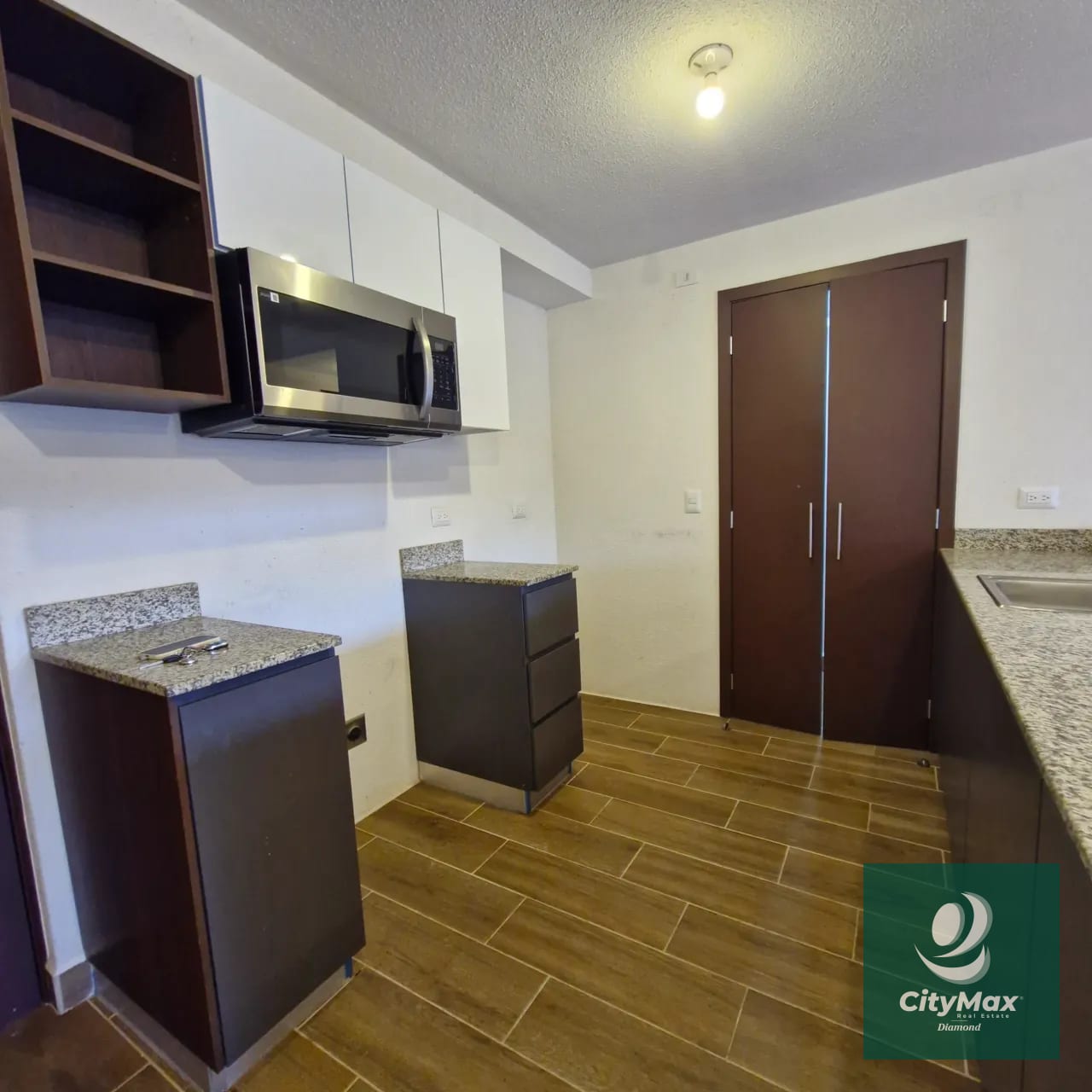 Apartamento en Venta en Senderos Zona 16 Guatemala — Apartamento en Venta en Zona 16, Guatemala, Ciudad — foto 6 de 17