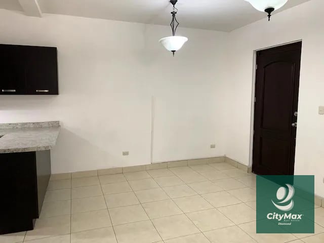 Venta de Apartamento Equipado en Zona 14 La Villa — Apartamento en Venta en La Villa, Zona 14, Guatemala, Ciudad — foto 8 de 16