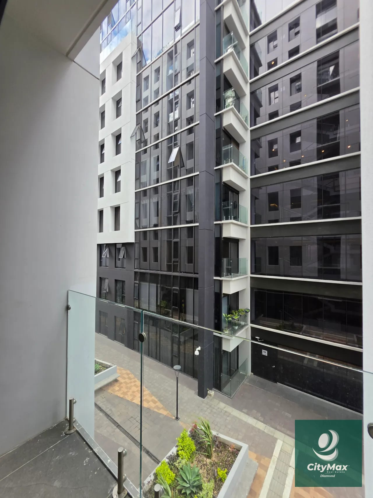 Apartamento Amueblado en Renta 2 Hab en Villa Mariscal Zona 11 — Apartamento en Alquiler en Villa Mariscal, Zona 11, Guatemala, Ciudad — foto 14 de 16