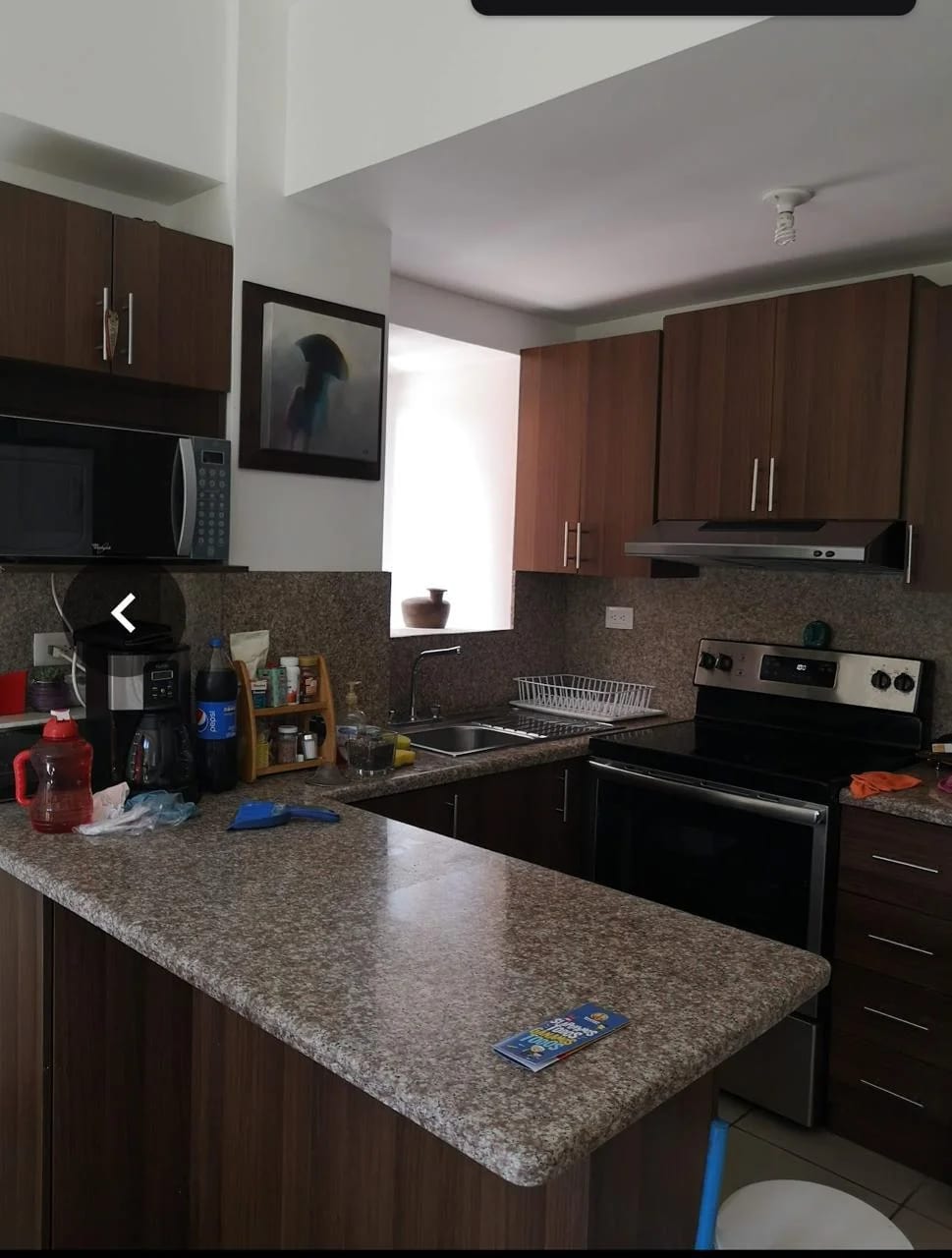 RENTO APTO Z.16 VILLAS HEXA CAÑADA 16 CON O SIN MUEBLES REF.6879 *78M2, 2 HAB, 2 BAÑOS, 2 PARQUEOS, JARDIN, LINEA BLANCA, Q5500* — Apartamento en Alquiler en Zona 16, Guatemala, Ciudad — foto 4 de 17