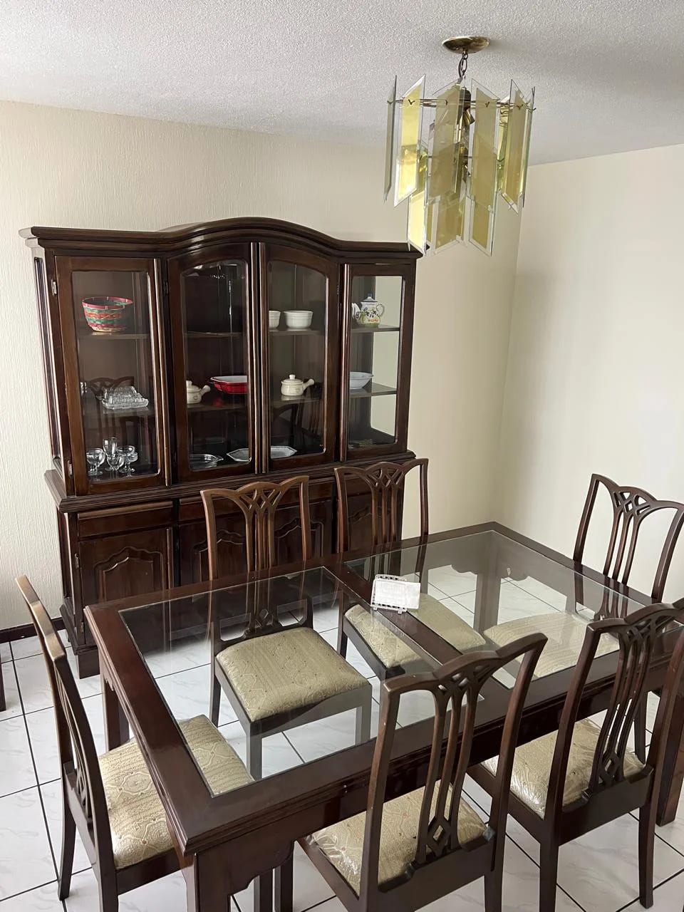 RENTO APTO Z.9 AMUEBLADO EDIF.12-29 REF.6902 *3 HAB, 2 BAÑOS, 2 PARQUEOS, Q.9000* — Apartamento en Alquiler en Zona 9, Guatemala, Ciudad — foto 3 de 17