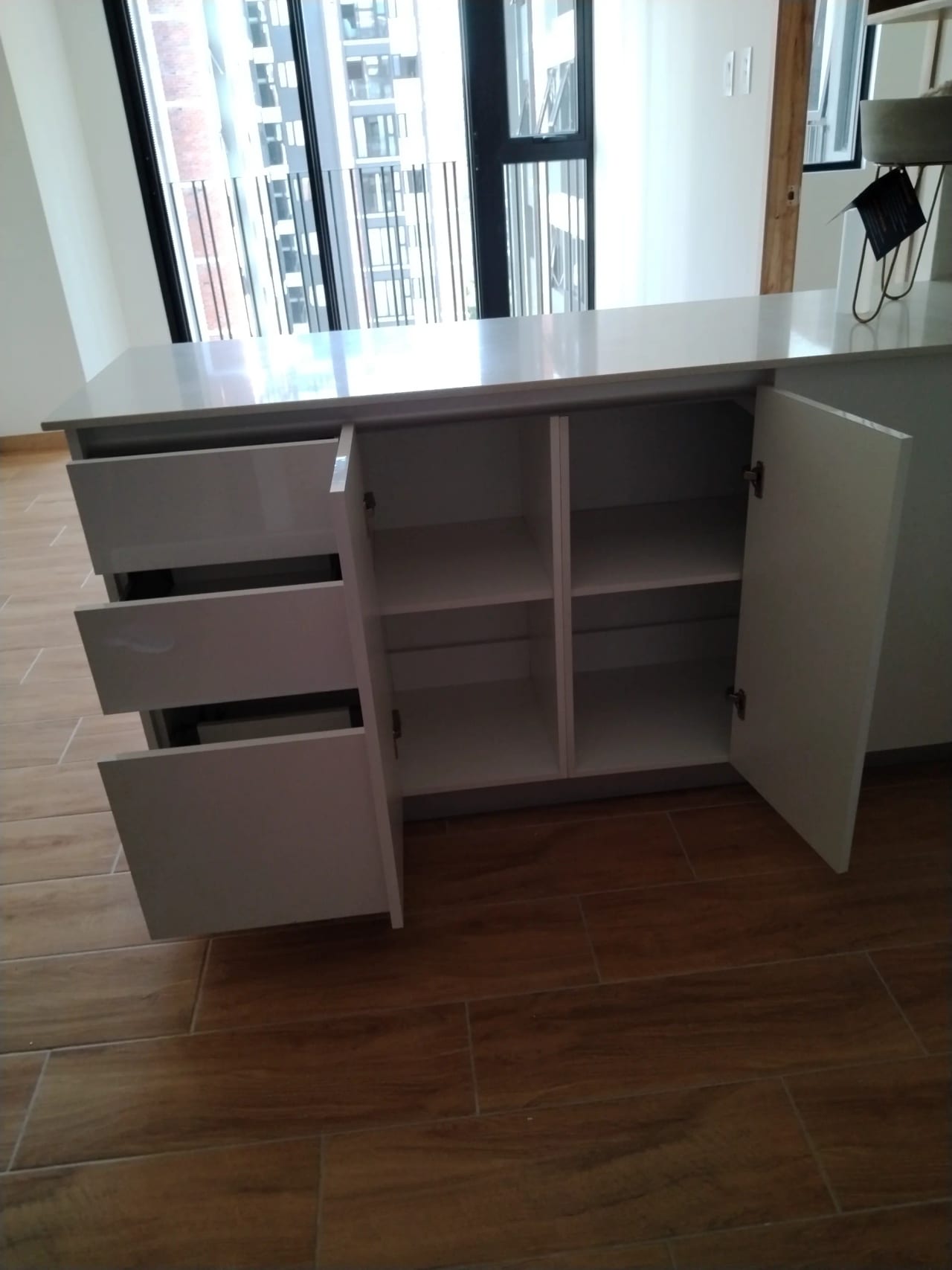 RENTO APTO ZONA 9 CENDANA REF.6912 *62M2, 1 PARQUEO, 2 HAB, 2 BAÑOS, LINEA BLANCA, Q.6500* — Apartamento en Alquiler en Zona 9, Guatemala, Ciudad — foto 10 de 17