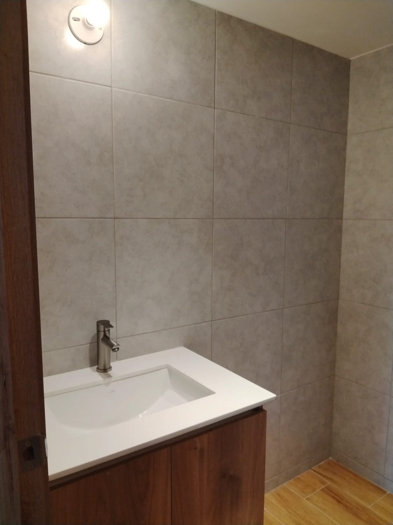RENTO APTO ZONA 9 CENDANA REF.6912 *62M2, 1 PARQUEO, 2 HAB, 2 BAÑOS, LINEA BLANCA, Q.6500* — Apartamento en Alquiler en Zona 9, Guatemala, Ciudad — foto 4 de 17