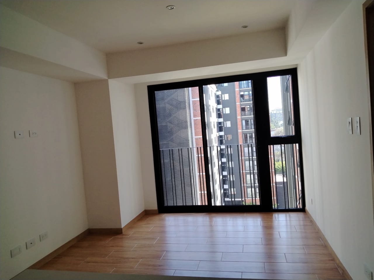 RENTO APTO ZONA 9 CENDANA REF.6912 *62M2, 1 PARQUEO, 2 HAB, 2 BAÑOS, LINEA BLANCA, Q.6500* — Apartamento en Alquiler en Zona 9, Guatemala, Ciudad — foto 7 de 17