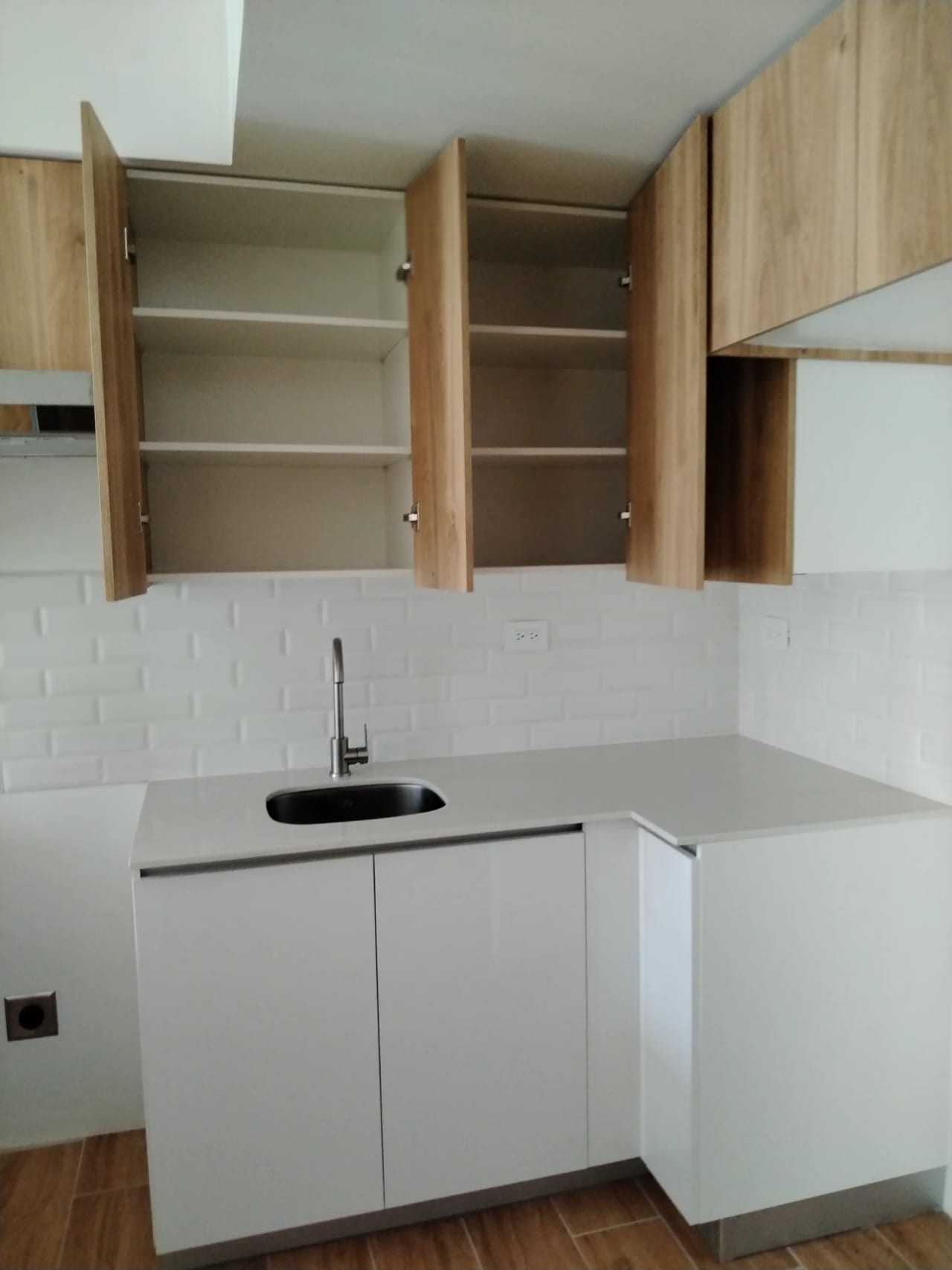 RENTO APTO ZONA 9 CENDANA REF.6912 *62M2, 1 PARQUEO, 2 HAB, 2 BAÑOS, LINEA BLANCA, Q.6500* — Apartamento en Alquiler en Zona 9, Guatemala, Ciudad — foto 12 de 17