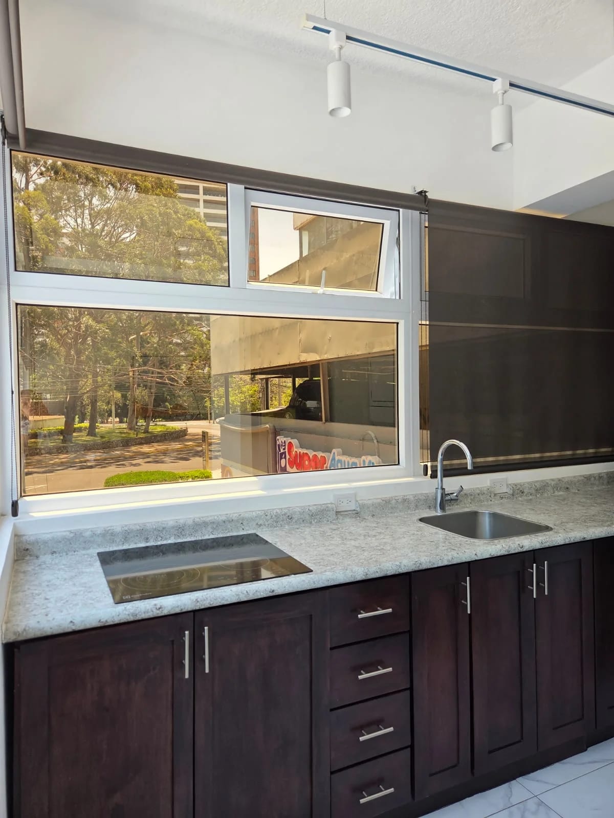 RENTO APTO AMUEBLADO ZONA 13 VISTALAGO REF.6926 *1 HAB, 1 BAÑO, 1 PARQUEO, $700* — Apartamento en Alquiler en Zona 13, Guatemala, Ciudad — foto 12 de 14