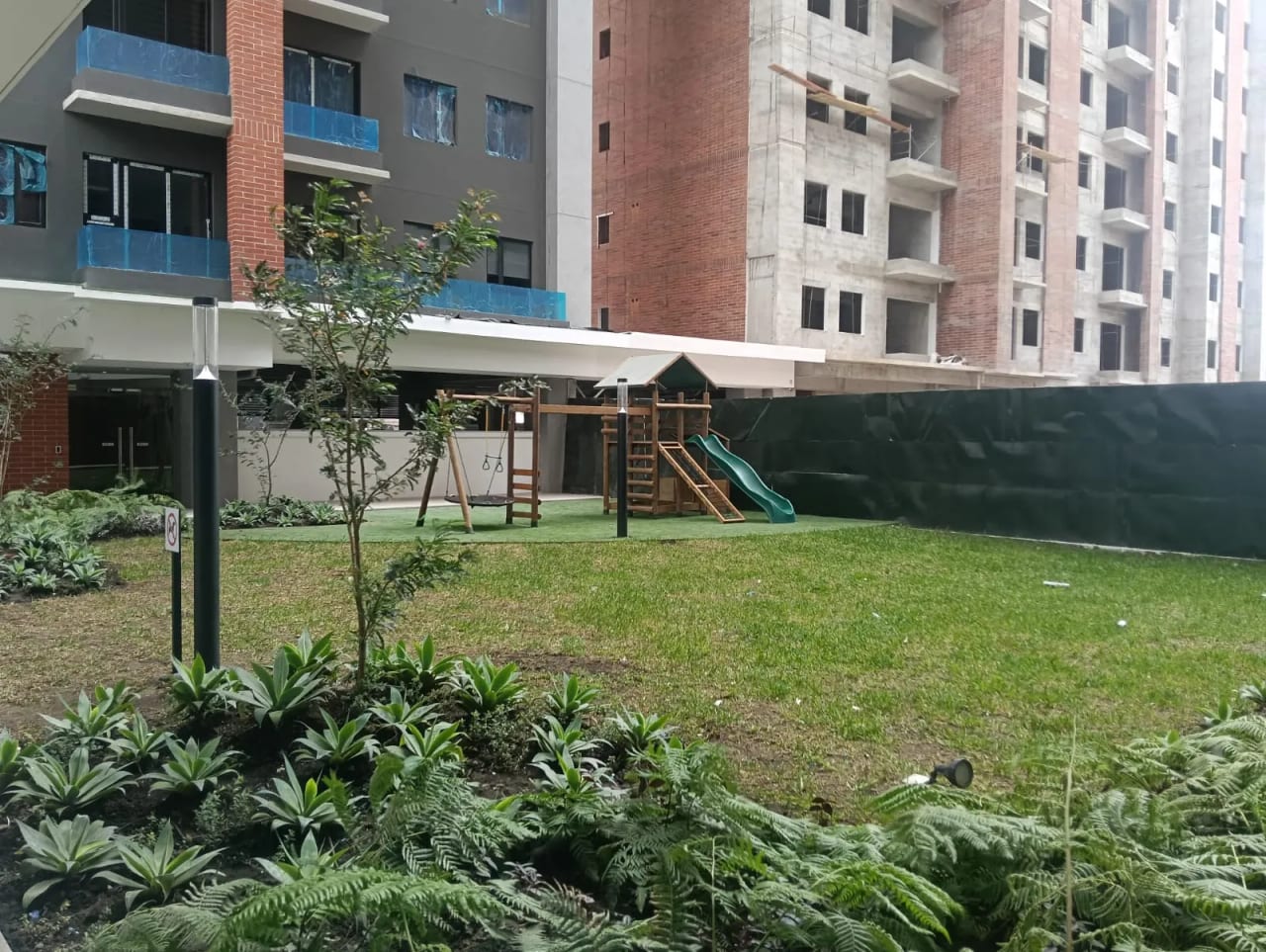 RENTO APTO NUEVO/PARA ESTRENAR, ZONA 13 ESSENZA REF.6899 *2 HAB, 2 BAÑOS, 2 PARQUEOS, LINEA BLANCA, 78.82 M2, Q.7800* — Apartamento en Alquiler en Zona 13, Guatemala, Ciudad — foto 13 de 15