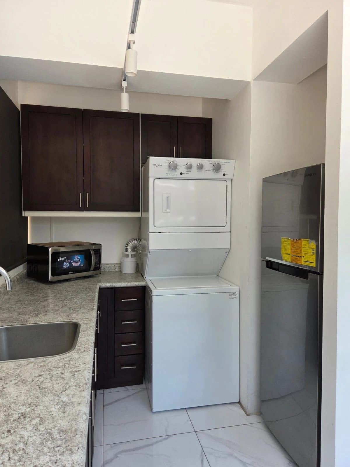Rento Apto Amueblado Zona 13 Vistalago REF.6926 *60 M2, 1 Hab, 1 Baño, 1 Parqueo, Q.5200* — Apartamento en Alquiler en Zona 13, Guatemala, Ciudad — foto 7 de 14