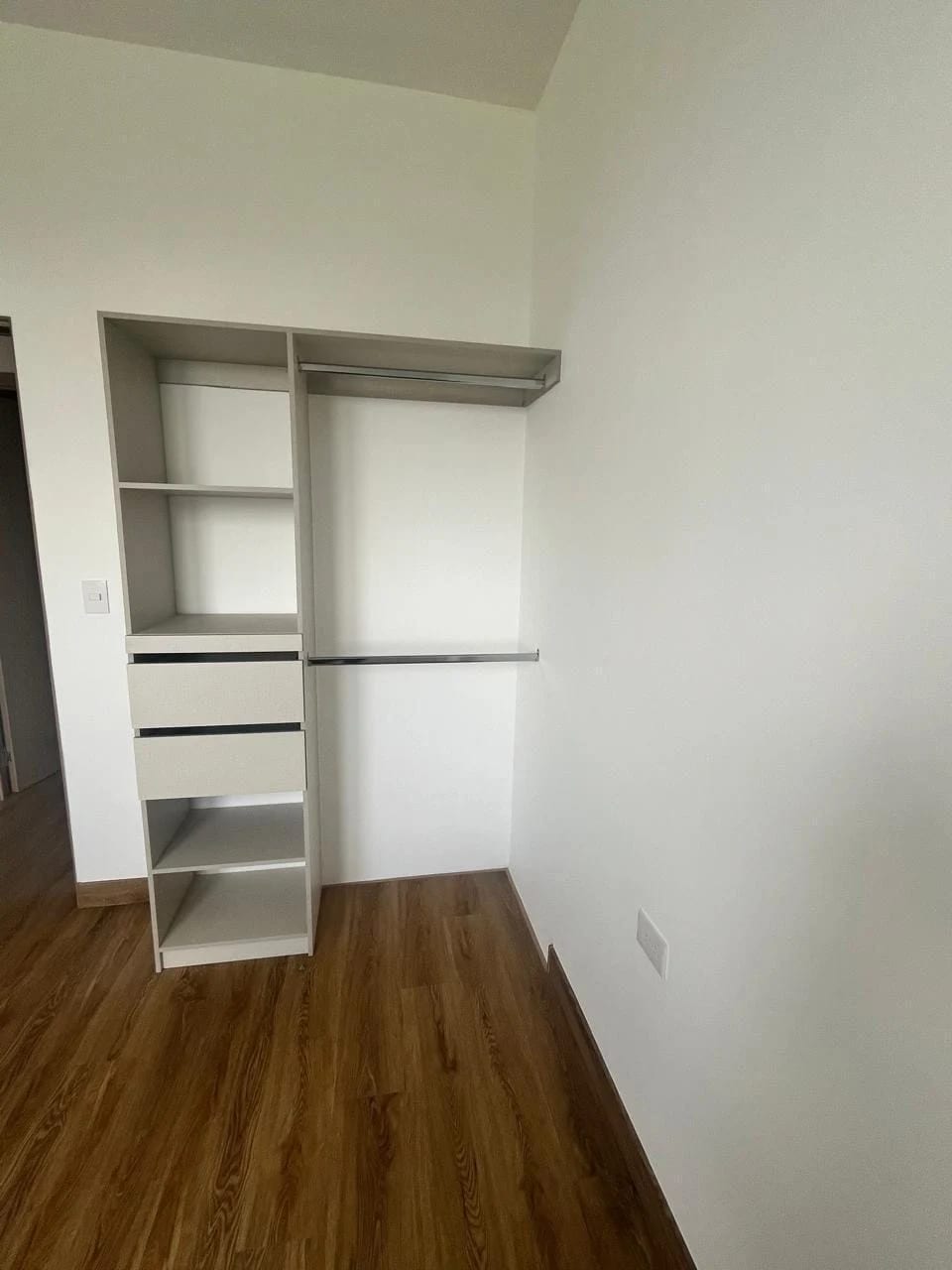 Rento Apto Zona 2 el Zapote, en Vertical, REF.6940 *3 Hab, 2 Baños, 1 Parq, Linea Blanca, Q.6500* — Apartamento en Alquiler en Zona 2, Guatemala, Ciudad — foto 4 de 8
