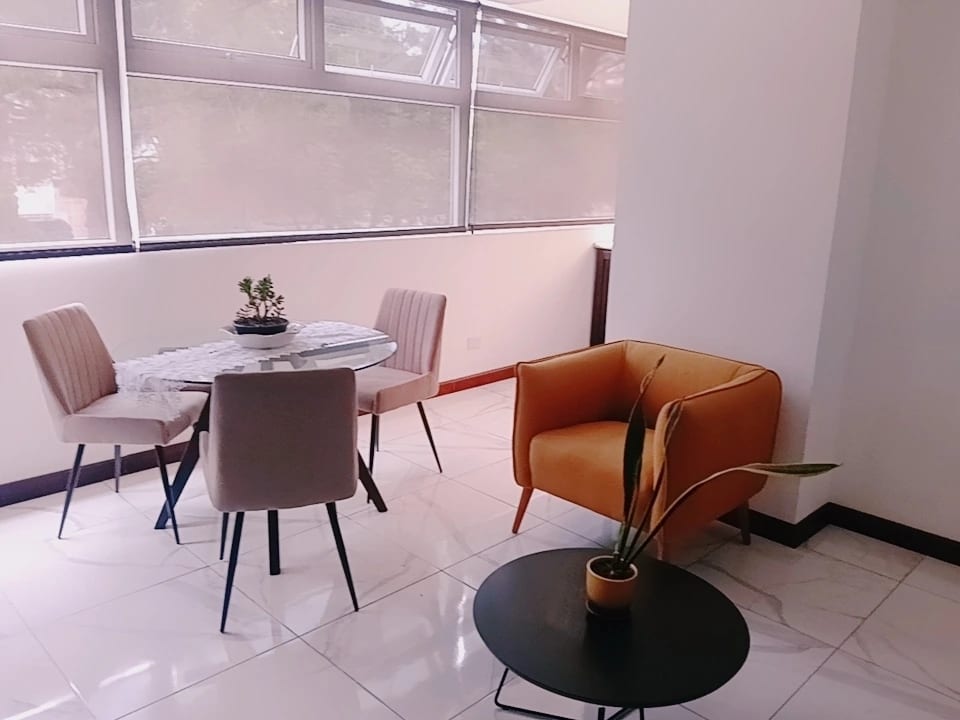 Rento Apto Amueblado Zona 13 Vistalago REF.6926 *60 M2, 1 Hab, 1 Baño, 1 Parqueo, Q.5000* — Apartamento en Alquiler en Zona 13, Guatemala, Ciudad — foto 1 de 17