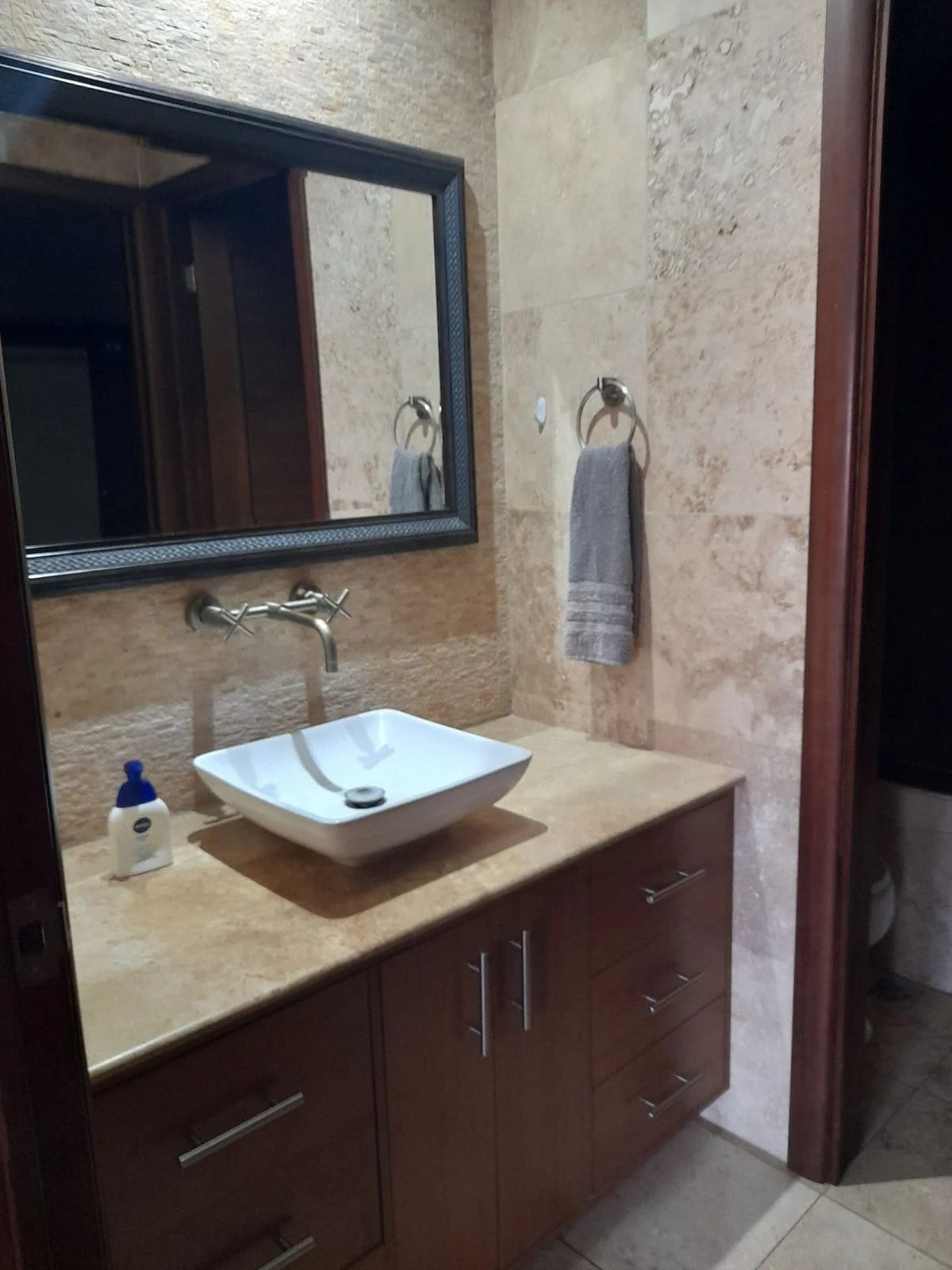 Vendo Apto Z.10 Edif. Mirafiori REF.6827 — Apartamento en Venta en Zona 10, Guatemala, Ciudad — foto 6 de 13
