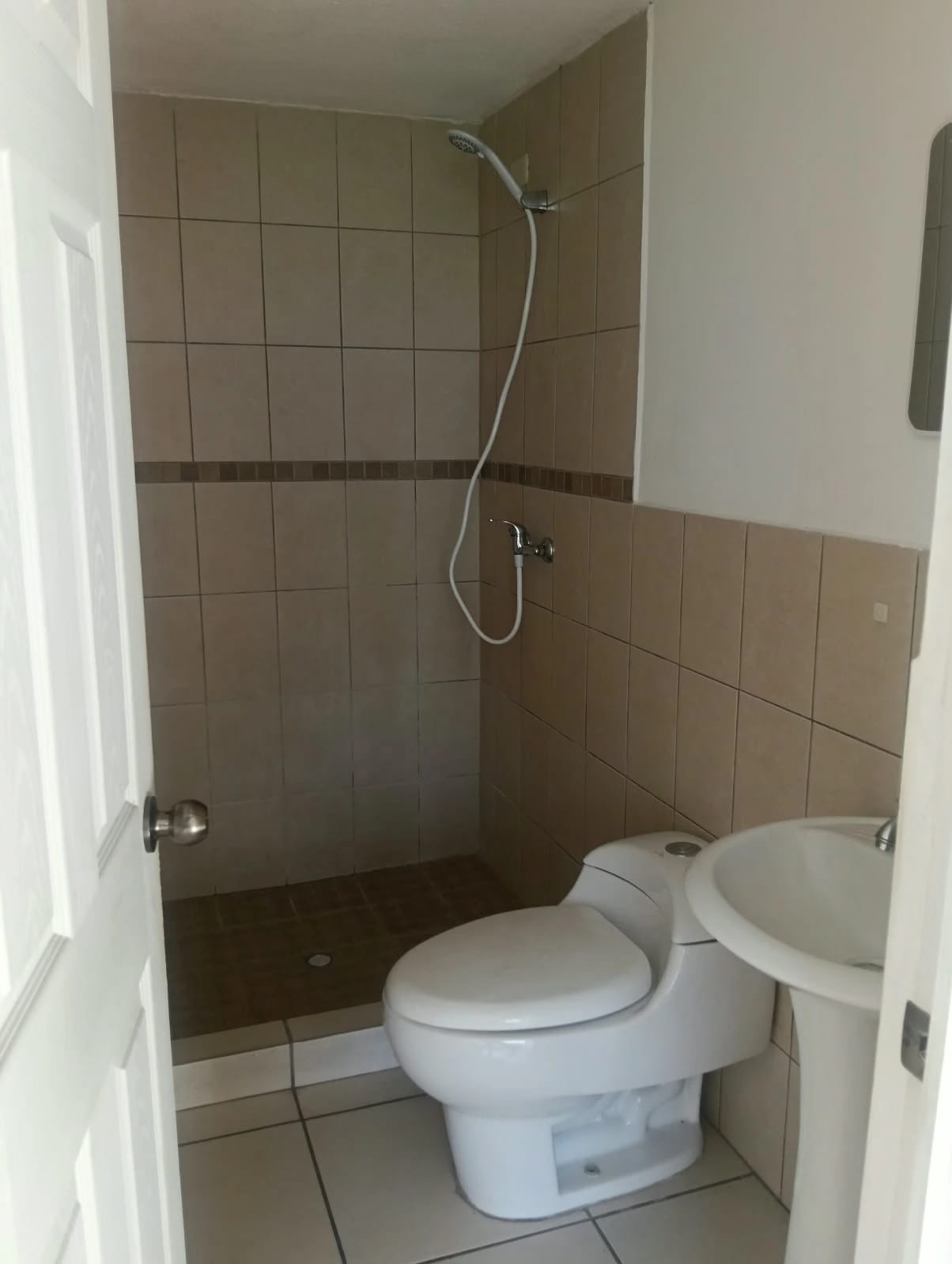 Rento Apto Zona 1, Historico 1, REF.6943 — Apartamento en Alquiler en Zona 1, Guatemala, Ciudad — foto 12 de 15