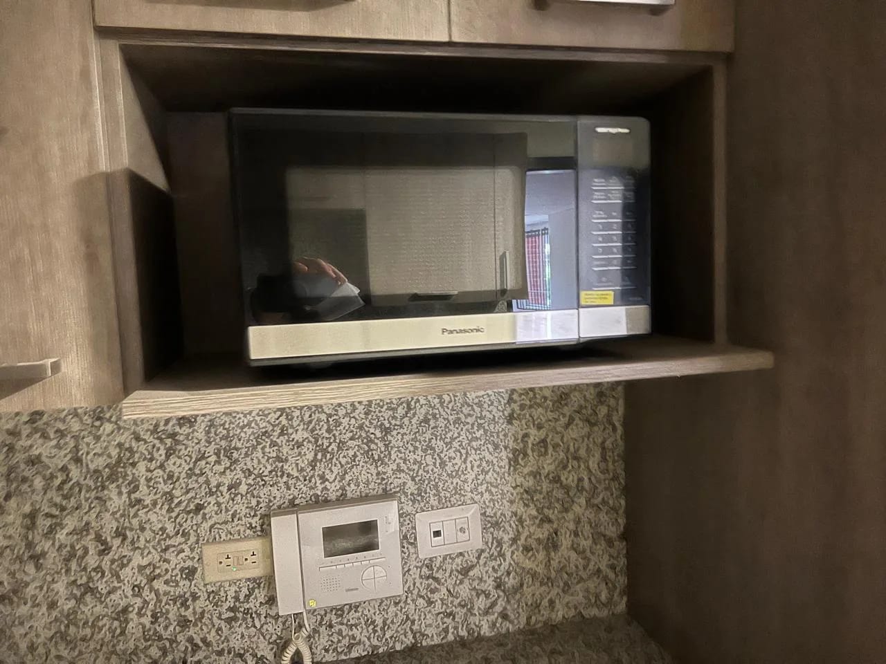 Vendo/rento Apto Zona 10 Edif. Santa Sofia REF.6957 *183M2, 3 Hab — Apartamento en Venta en Zona 10, Guatemala, Ciudad — foto 7 de 17