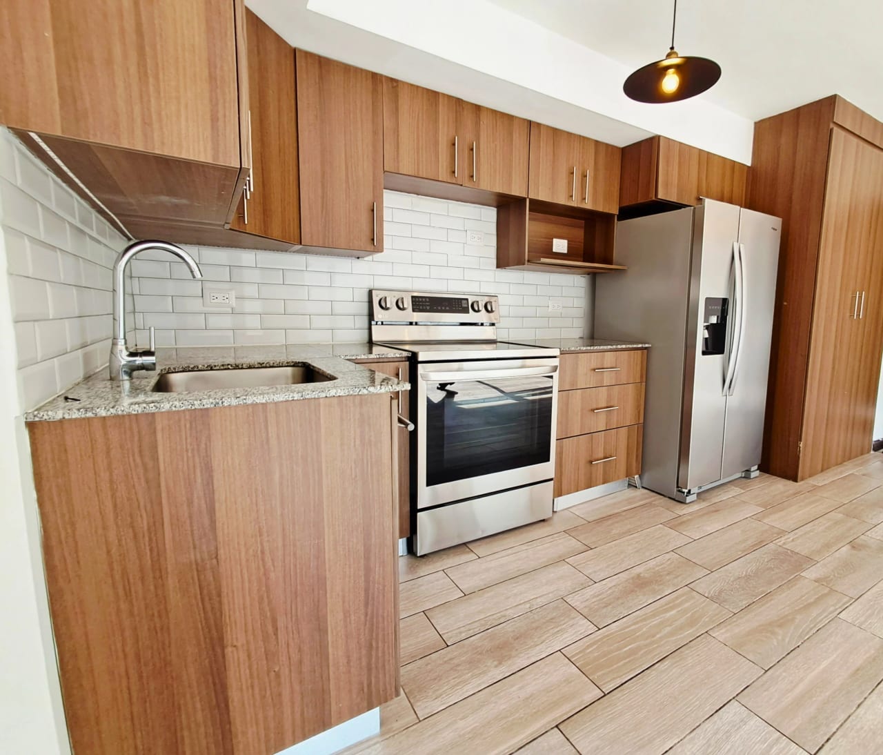 APARTAMENTO EN VENTA EDIFICIO NAGANO 81 MTS2, PIEDRA PARADA, CRISTO REY ZONA 16 — Apartamento en Venta en Zona 16, Guatemala, Ciudad — foto 4 de 17
