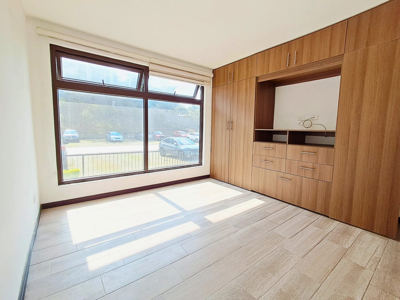 APARTAMENTO EN VENTA EDIFICIO NAGANO 81 MTS2, PIEDRA PARADA, CRISTO REY ZONA 16 — Apartamento en Venta en Zona 16, Guatemala, Ciudad — foto 7 de 17