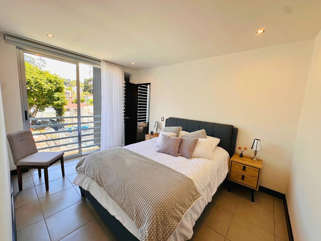 APARTAMENTO EN VENTA, EDIFICIO DESTINY 82.76 MTS2, 2 DORMITORIOS, CARRETERA A EL SALVADOR. — Apartamento en Venta en Destiny Sky Homes, Carretera a El Salvador, Guatemala, Ciudad — foto 4 de 17