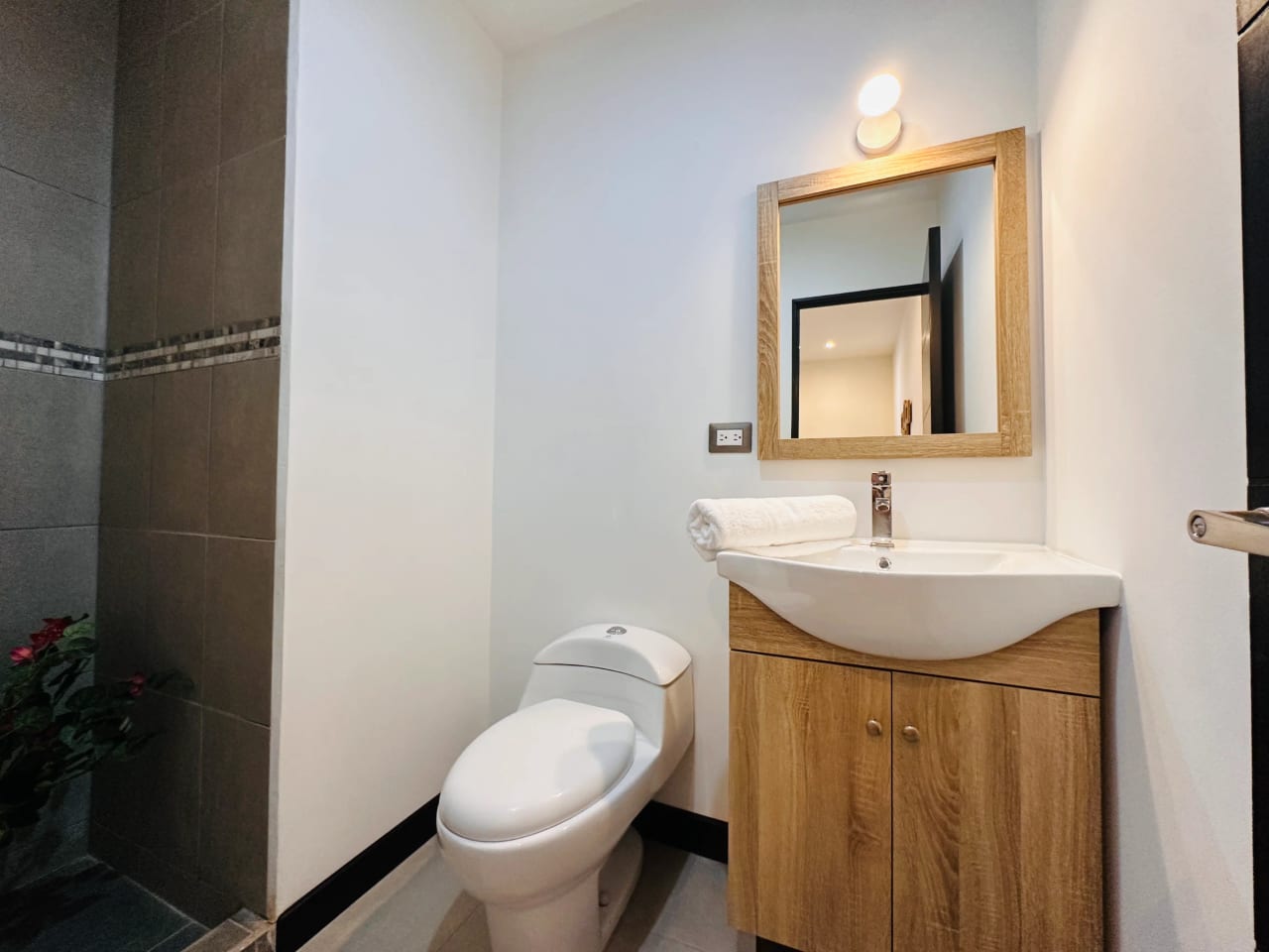 APARTAMENTO EN VENTA, EDIFICIO DESTINY 82.76 MTS2, 2 DORMITORIOS, CARRETERA A EL SALVADOR. — Apartamento en Venta en Destiny Sky Homes, Carretera a El Salvador, Guatemala, Ciudad — foto 9 de 17