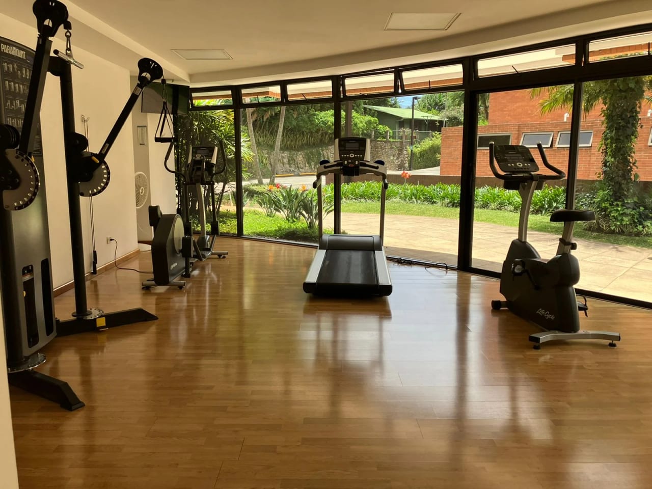 lindo apartamento en Edificio PIEMONTE ZONA 14 — Apartamento en Venta en Piemonte, Zona 14, Guatemala, Ciudad — foto 4 de 7