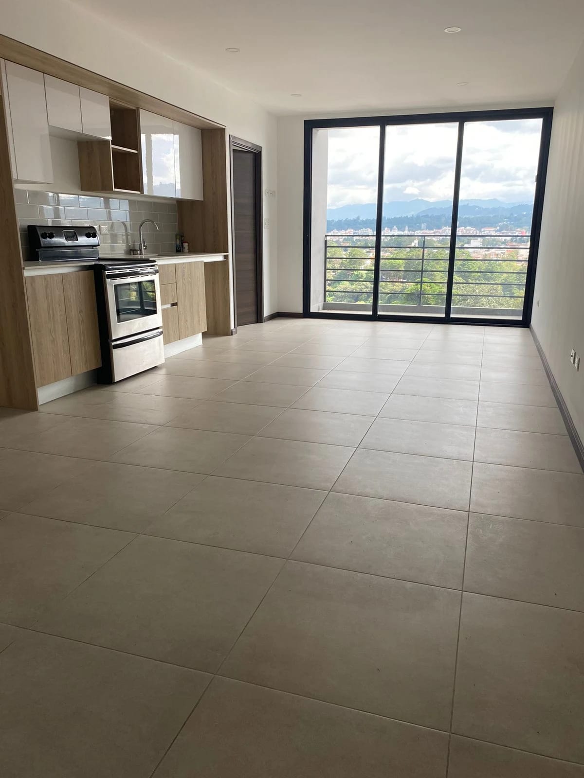 lindo apartamento de dos dormitorios en MIRA ZONA 10 — Apartamento en Venta en Mira, Zona 10, Guatemala, Ciudad — foto 1 de 16