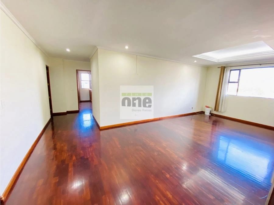 Apartamento de 2 dormitorios con 120 mts. en zona 10 — Apartamento en Alquiler en Zona 10, Guatemala, Ciudad — foto 1 de 13