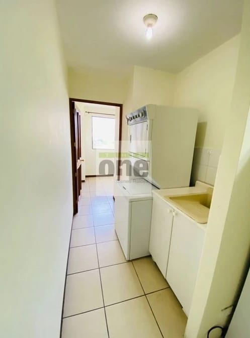 Apartamento de 2 dormitorios con 120 mts. en zona 10 — Apartamento en Alquiler en Zona 10, Guatemala, Ciudad — foto 12 de 13